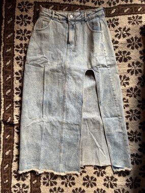 Women’s Light Wash Denim Skirt by T’achi